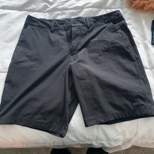 Lulu lemon men’s shorts